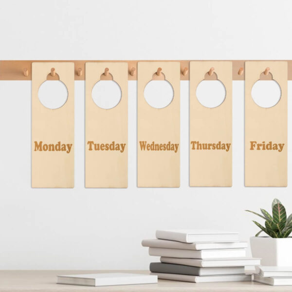 Wooden Door Hangers for Crafts - Image 4
